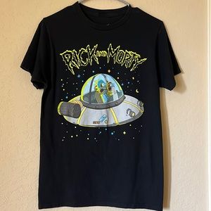 Rick and Morty tee 🛸